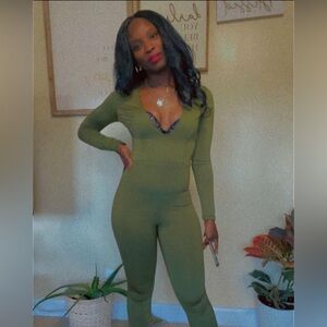 Fashion Nova Bodysuit| Size: XS |Green